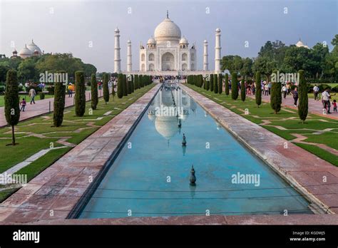 Taj Mahal Agra Uttar Pradesh India Stock Photo Alamy
