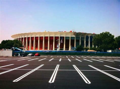 Inglewood Finally Up To Some Good Remodeling The Forum Inglewood California Los Angeles