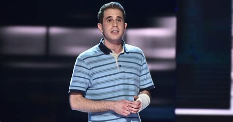 Like the play it's based on, the movie is meant to be an inspirational tearjerker, a moving. Dear Evan Hansen Movie Cast | POPSUGAR Entertainment