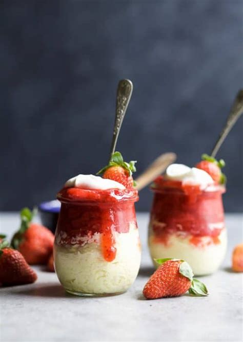 Light desserts are called such not only because after use they do not cause gravity in the stomach easy desserts for 5 minutes from strawberries and banana. 21 Easy & Healthy Summer Dessert Recipes | Easy Healthy Recipes