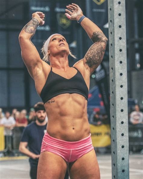 kelskiel fit woman fitbabe abs abdominals abdominales crossfit