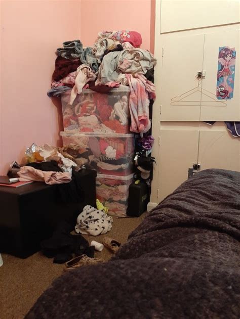 Uks Messiest Bedroom Competition Shows How Much We Embraced Clutter