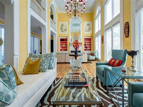 За окном красок достаточно, а добавить их в дом поможем мы! 5 Color Palettes for Interiors by Romantic Homes Magazine ...