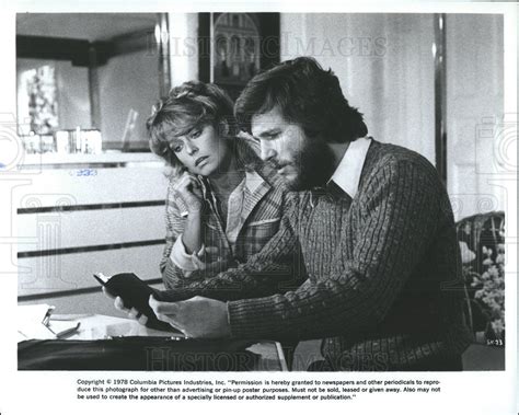 Jeff Bridges Farrah Fawcett In Somebody Killed Her Husband 1978 Vintage Promo Photo Print