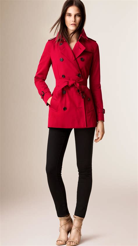 Burberry Cotton The Kensington Short Heritage Trench Coat In Red Lyst