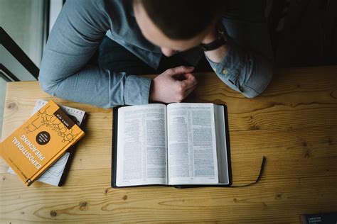 What to Pray Before You Preach