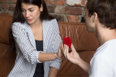 How To Say No To A Marriage Proposal (13 Tips To Politely Decline