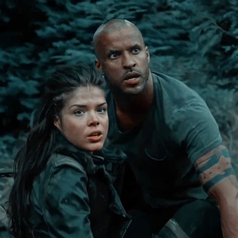 The 100 Octavia And Lincoln The 100 Show The 100 Characters Lincoln