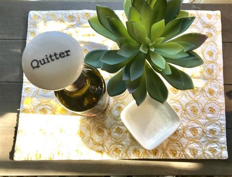 Quitter Wine Bottle Stopper - Lux Boutique