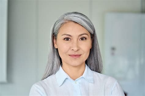 Embracing Your Gray Hair Go Gray