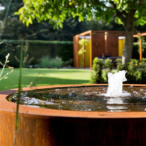 Wassertisch Brunnen Cortenstahl rund - Größenauswahl