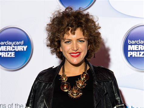 She is known as the host of her flagship bbc radio 1 s. Annie Mac adds 100,000 listeners after taking over Zane ...