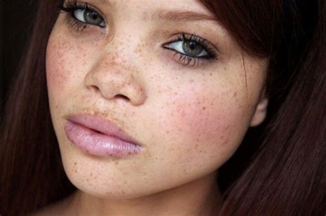 Soft Makeup Compliments Her Beautiful Freckles Black Girls With Freckles Blond Beautiful