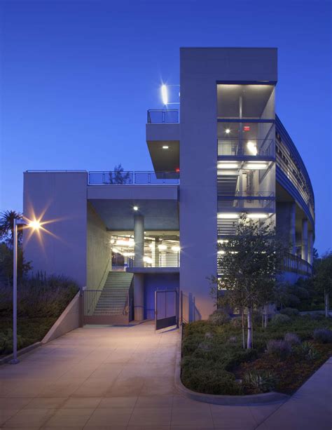 Sierra Canyon School Science And Humanities Building Architizer