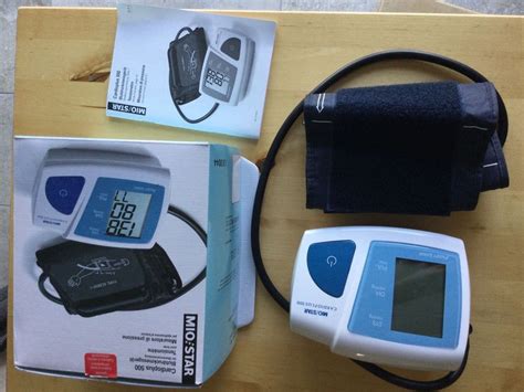 Blutdruckmessgerät Für Oberarm Kaufen Auf Ricardo