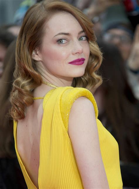 Share the best gifs now >>>. Emma Stone | Emma stone, Emma stone style, Amazing spiderman