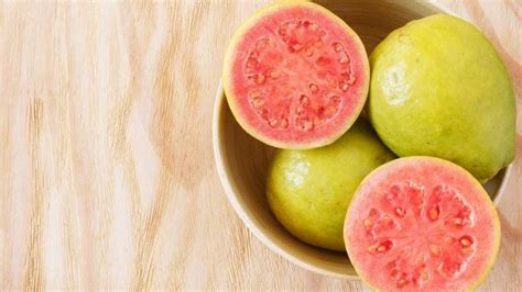 jenis buah  membantu tubuh detoksifikasi alami  puasa