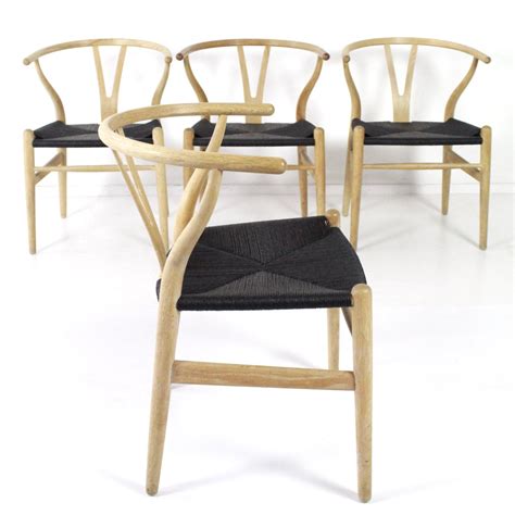 Wishbone Chairs Ch24 By Hans J Wegner For Carl Hansen And Son 257875