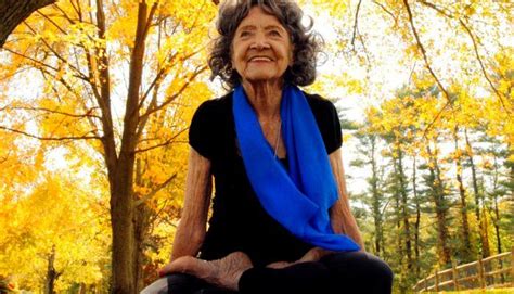 Worlds Oldest Yoga Teacher Tao Porchon Lynch And Indias Oldest Yoga