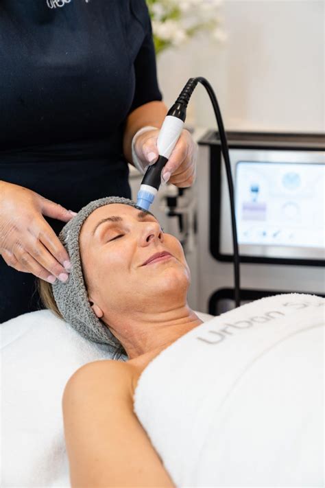 Hydro Peel Face And Neck Urban Spa Microdermabrasion