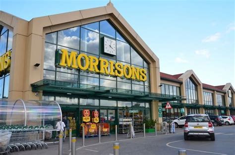 Sainsburys Mands Aldi Morrisons And More Will All Close On Boxing Day