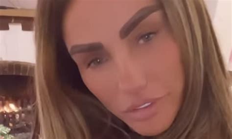 Katie Price Flashes Her Latest Large Tattoo Of A Unicorn On Her Toned