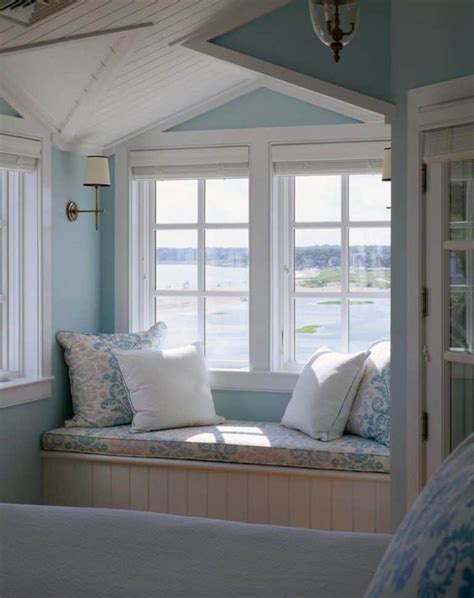 33 Amazing Built In Window Seats Capturing Mesmerizing Ocean Views