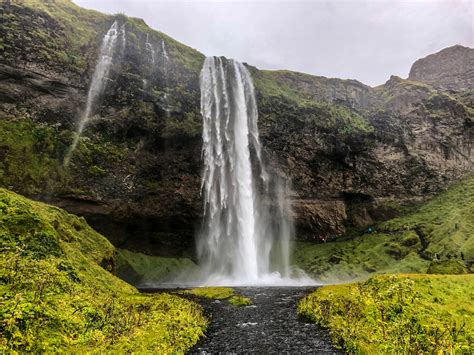 7 Of The Best Waterfalls To See Iceland Globe City Guide