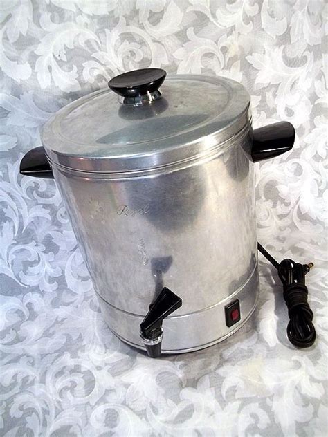 Sold Vintage Regal 12 40 Cup Automatic Coffee Percolator Urn Model 7006