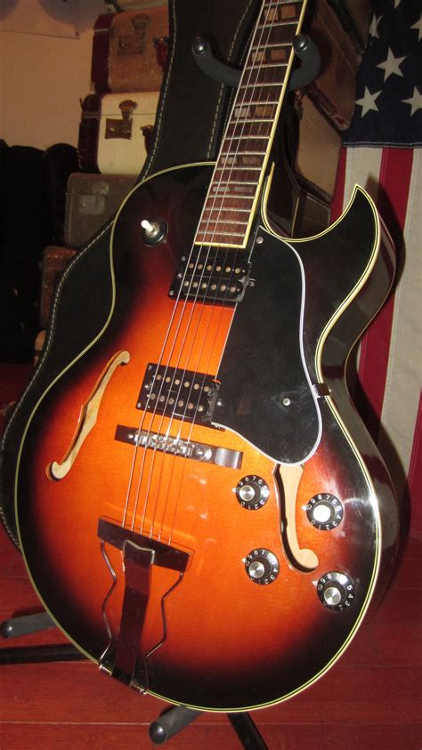 1976 Crestwood ES-175 Copy Sunburst > Guitars Archtop Electric