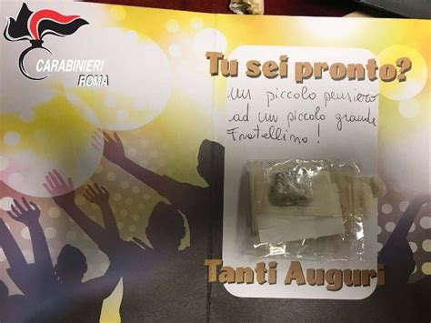 L'amicizia è importante, e se è vero che le amiche sono angeli senza ali, nulla di meglio che un. Regala hashish al compleanno di un diciottenne; denunciato dai Carabinieri un ragazzo di ...