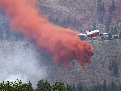 Weather May Aid Crews Battling Washington State Wildfires Cbs News