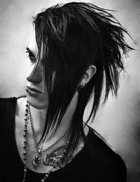 The Emo Hairstyle Is The Very Popular Hairstyle For Both Girls And Guys