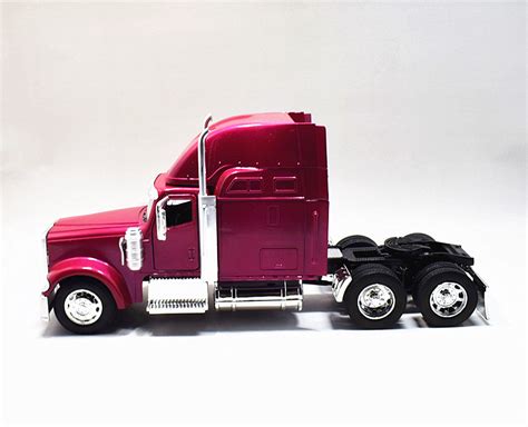New Ray 132 International 9900i Diecast Truck Trailer Model Toy Rose