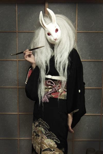 Viewing Moon Rabbit Tamasato Wears Kurotomesode Japanese Mask
