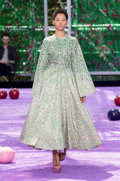 The Best Looks By Raf Simons At Dior
