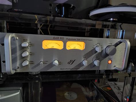 Ear 912 Tube Linestage Preamp And Phono Preamp Combo Silver