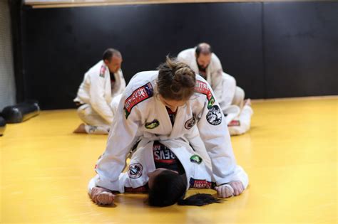 Womens 4 Week Intro Gracie Jiu Jitsu Self Defense Martial Arts Classes