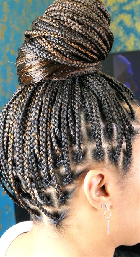 22 Updo Hairstyles For Knotless Braids Hairstyle Catalog