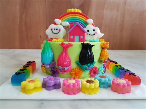 Yochanas Cake Delight Trolls Jelly Cake
