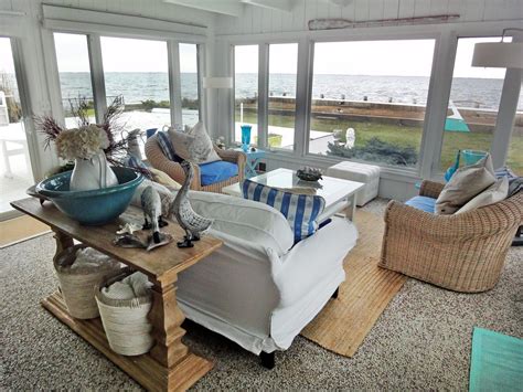 Get diy home design tips and decorating ideas. Coastal Decorating Ideas | Beachfront Bargain Hunt | HGTV