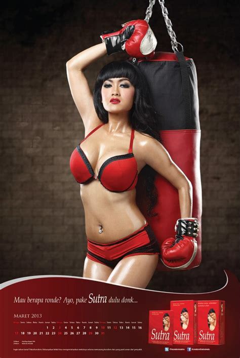 kalender model sexy 2013 dari kondom sutra
