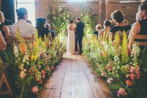 How To Style Your Wedding Ceremony 65 Ways To Decorate The Aisle You