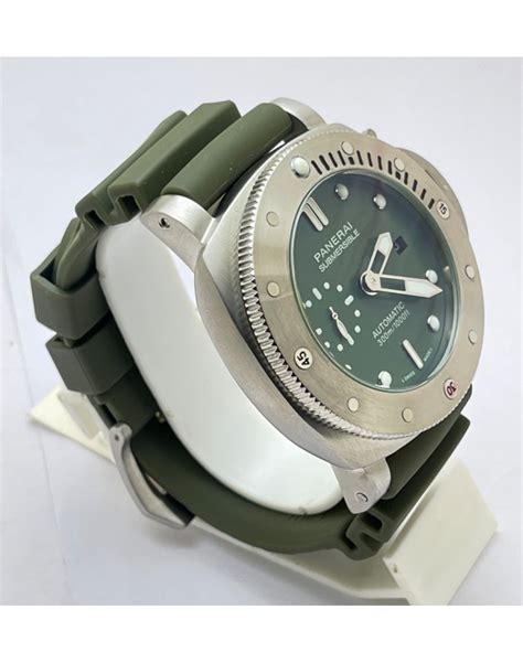 Panerai Submersible Green Rubber Strap Swiss Automatic Watch