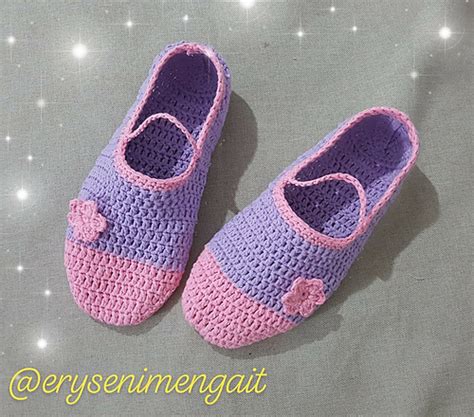 Ravelry Lovely Patik Slippers Pattern By Er Eroglu