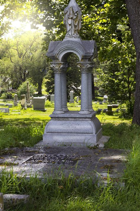 Prospect Hill Cemetery Is One Of The Most Haunted Cemeteries In