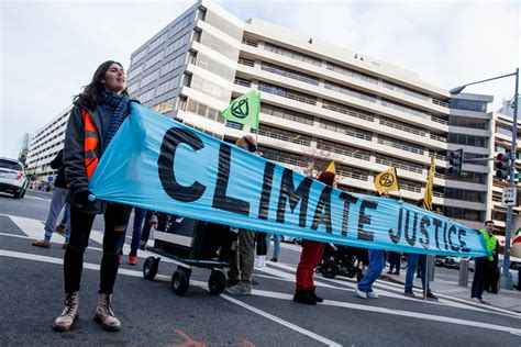 Climate Protesters Block Dc Streets To Demand Action On Fossil Fuels
