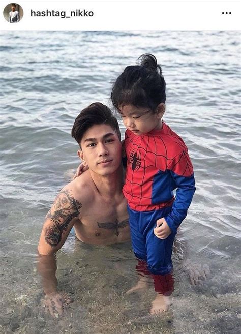 Look 27 Photos Of Nikko Natividad With His Adorable Little One Abs Cbn Entertainment