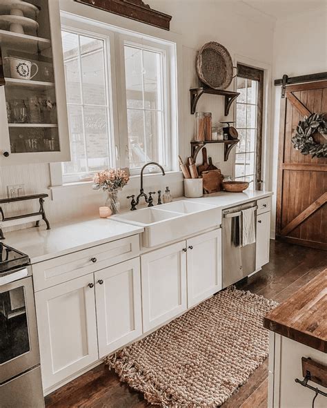 52 Farmhouse Kitchens Youll Want To Cook In All The Time