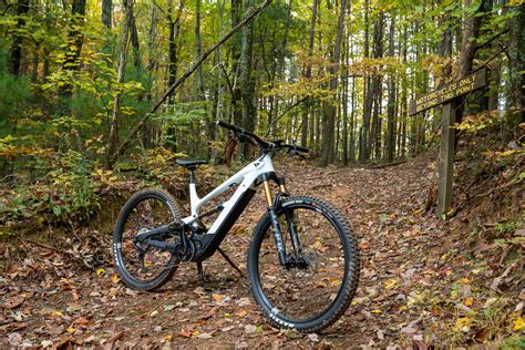 The Yt Decoy Is An Electric Mountain Bike That Rides Like The Real Deal